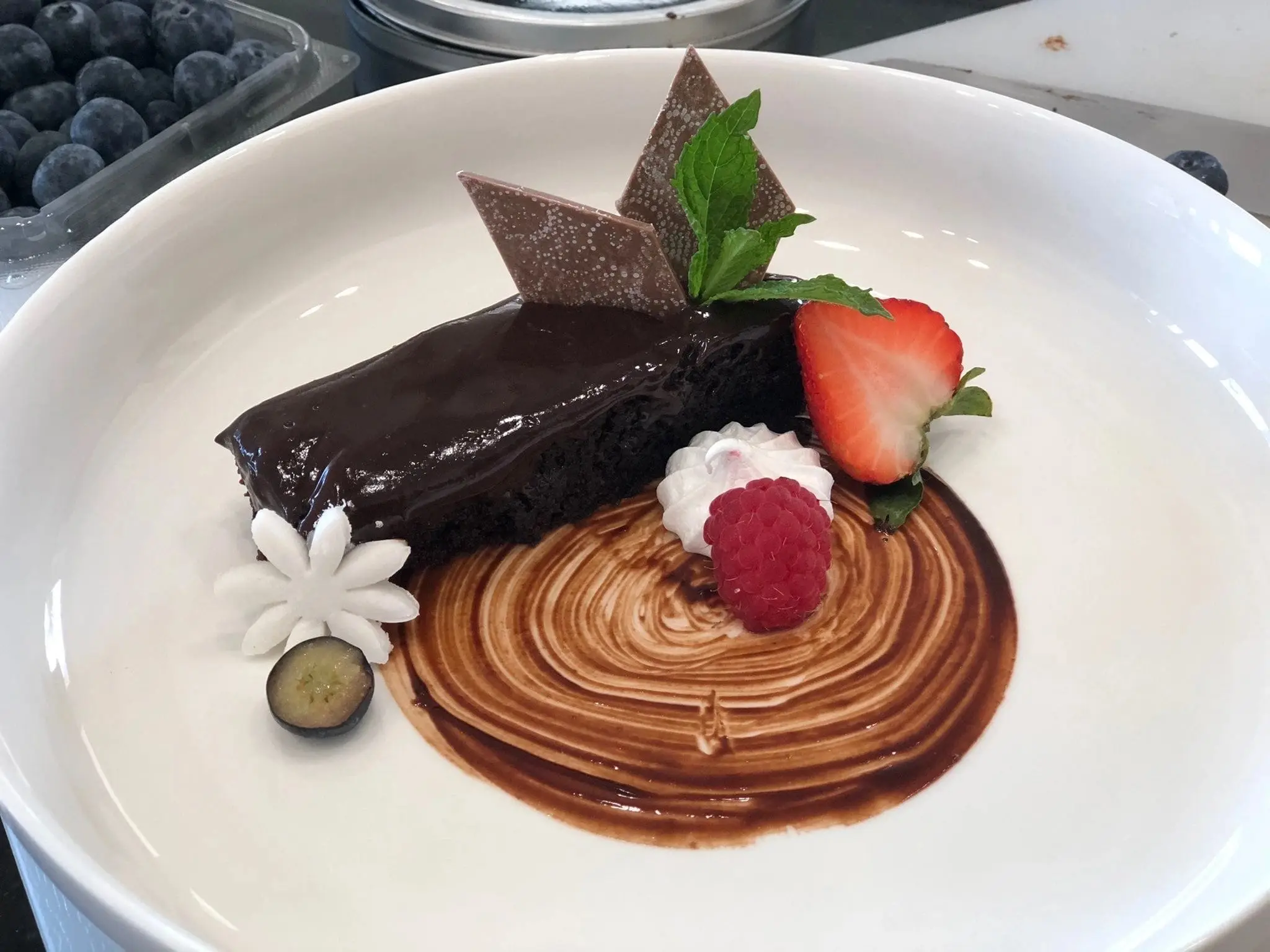 Chocolate torte with fresh berries